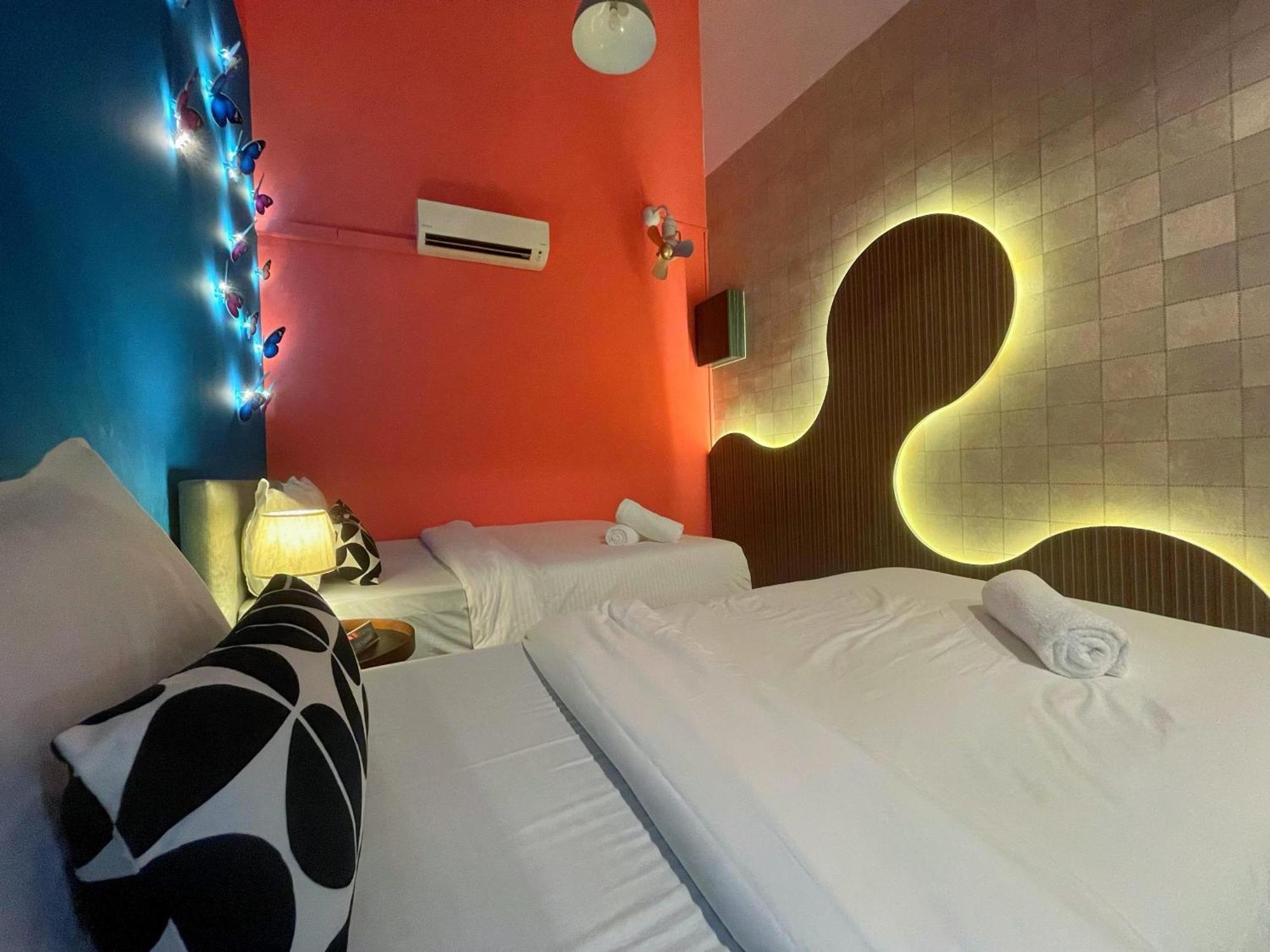Apartemen Cozy Modern Mount Austin Jb Miko