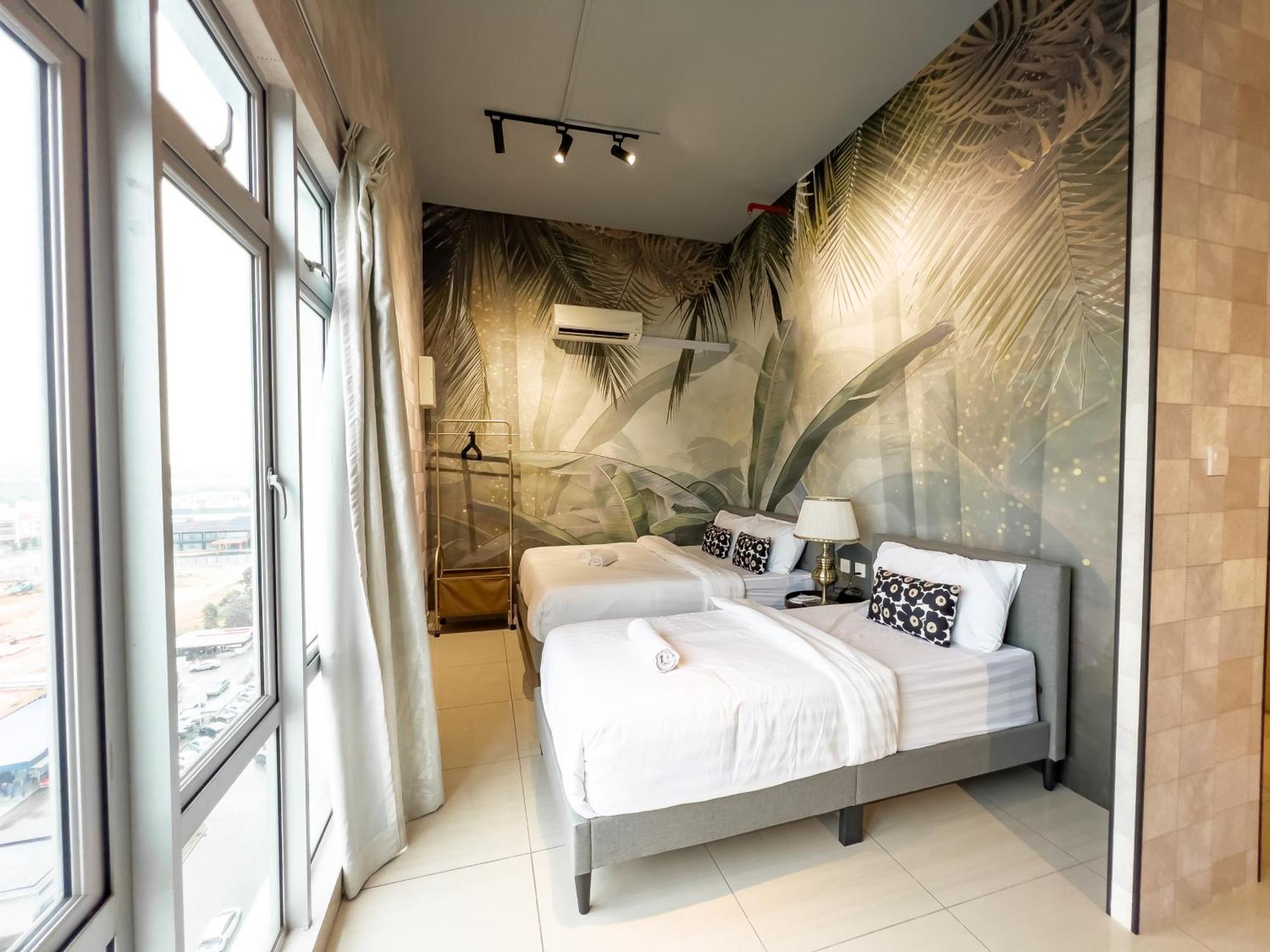 Apartemen Cozy Modern Mount Austin Jb Miko *