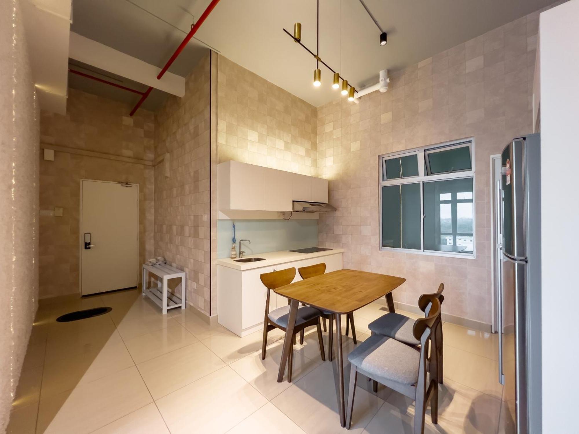Apartemen Cozy Modern Mount Austin Jb Miko *